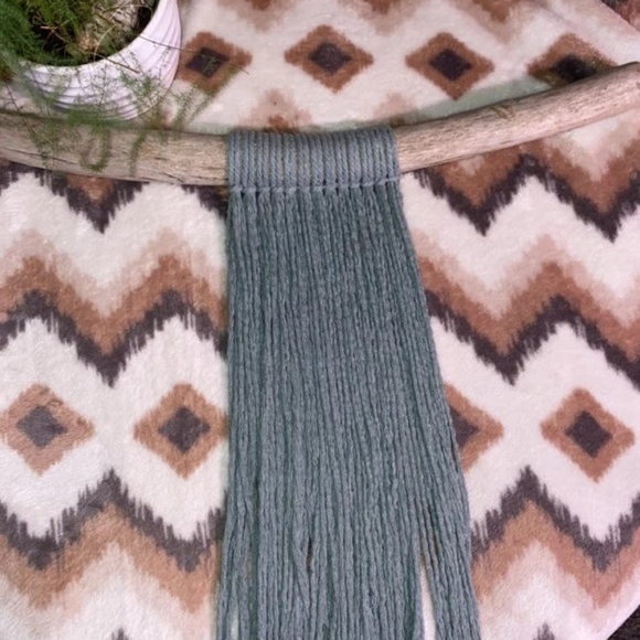 Unique HandCrafted Macrame Driftwood Wall Art Decor - Picture 3 of 16